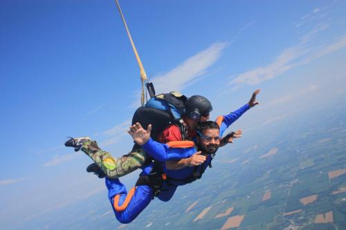 2013-skydiving-photo-55